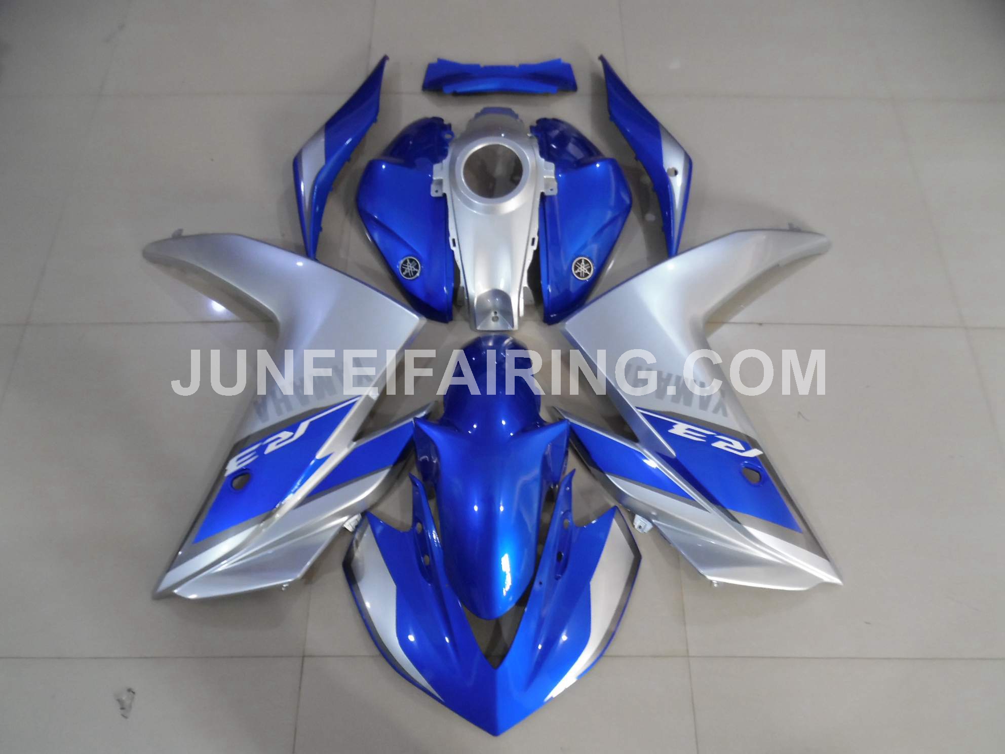 R25 R3 14-16 fairings bl